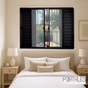 Veneziana de correr Classic Black - 06 folhas com grade
